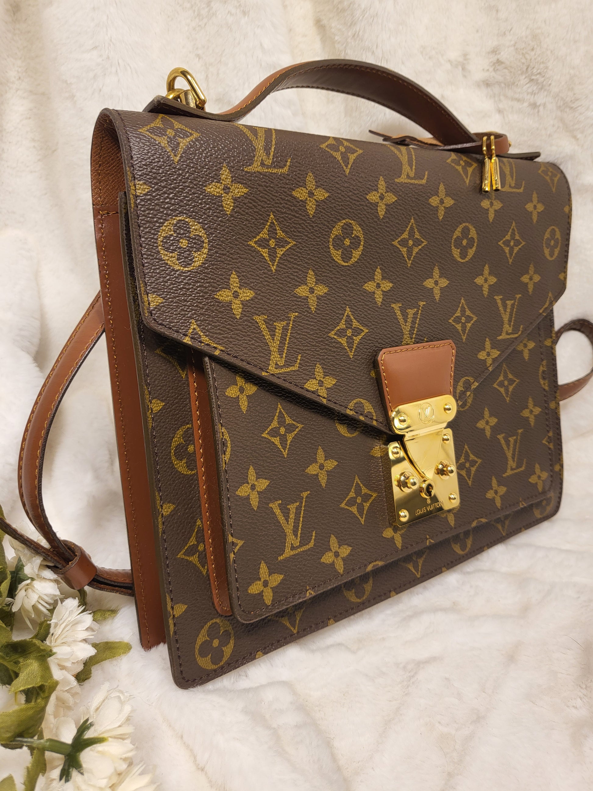 Louis Vuitton, Bags, Very Rarebeautiful Vintage Authentic Lv Monceau 28  Crossbodyshoulder Monogram