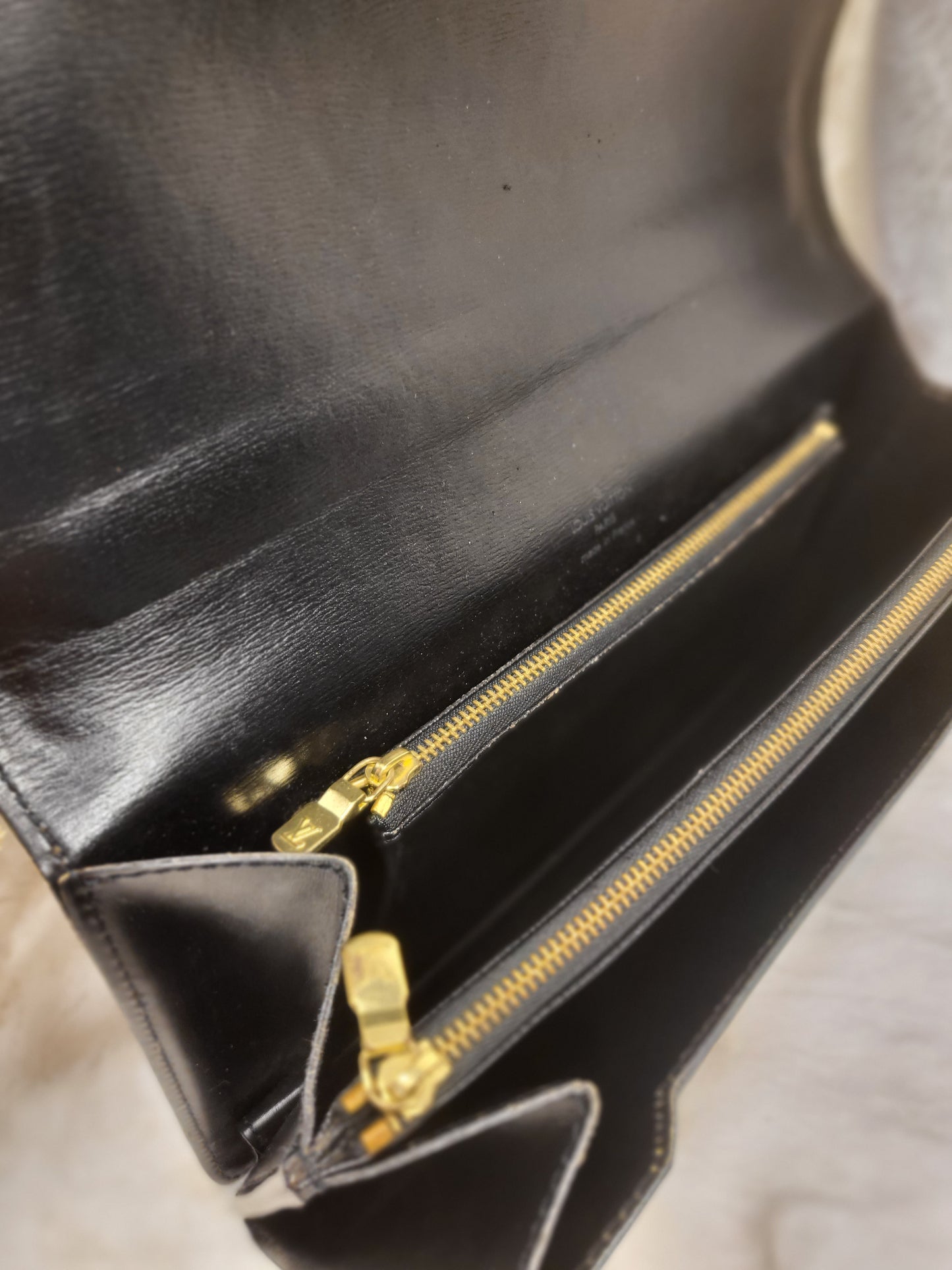Authentic pre-owned Louis Vuitton Noir Concorde top handel bag